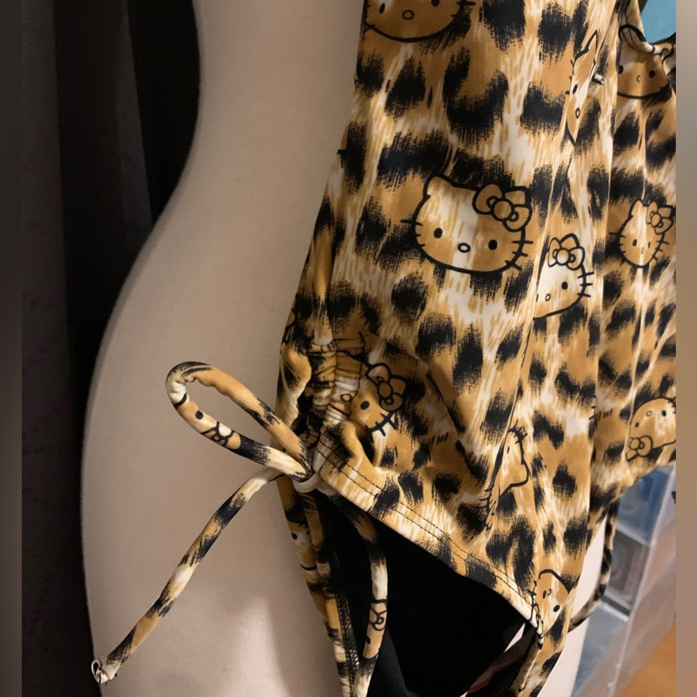 Hello Kitty Leopard Swimsuit - Picture 2 of 8